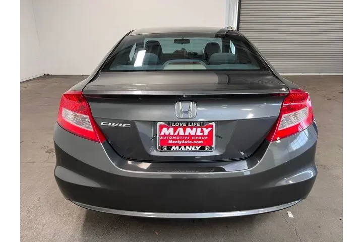 $12493 : Honda Civic 2013 LX 2dr Coup image 4