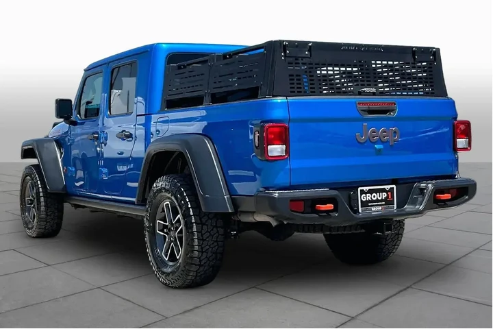$39938 : Jeep Gladiator 2023 4x4 Moja image 8