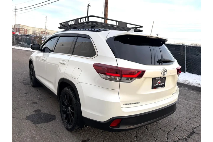 $20988 : 2019 Highlander XLE V6 AWD (N image 6