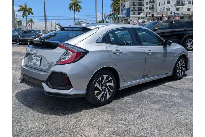 $14697 : Honda Civic 2017 LX 4dr Hatc image 7