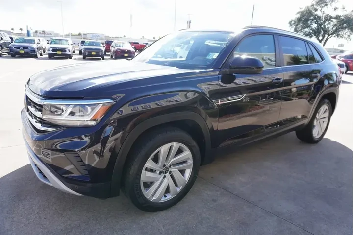 $27988 : Volkswagen Atlas Cross Sport image 3