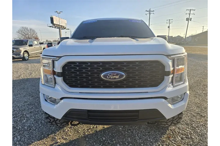 $27988 : Ford F-150 2022 4x4 XL 4dr S image 2