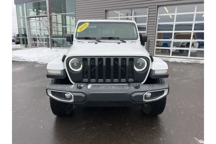 $24652 : Jeep Gladiator 2020 4x4 Over image 2