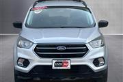 $13384 : 2017 Escape SE thumbnail