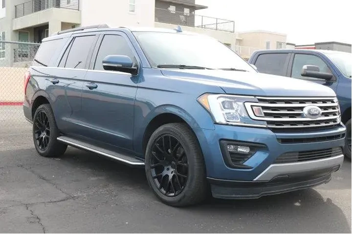 $28774 : Ford Expedition 2020 4x2 XLT image 4