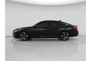 $23998 : Honda Accord 2018 Sport 4dr thumbnail