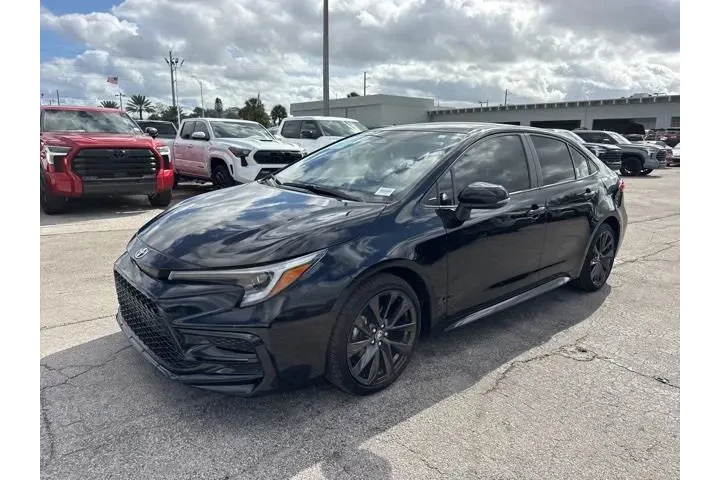 $18988 : Toyota Corolla Hybrid 2024 image 7