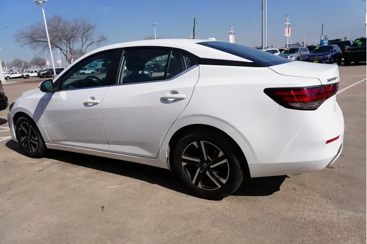 $17488 : Nissan Sentra 2024 SV 4dr Se image 4