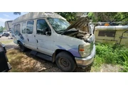 2009 FORD E-SERIES CHASSIS200 en San Antonio