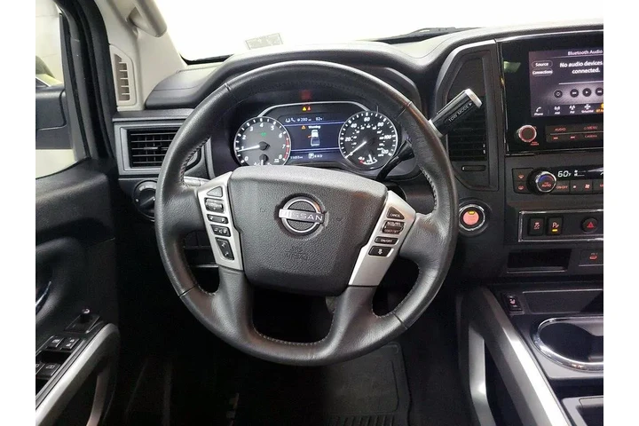 $34998 : Nissan Titan 2024 4x2 SV 4dr image 10