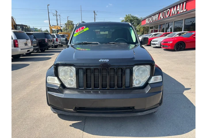 $5980 : 2011 Liberty 4WD 4dr Sport image 7
