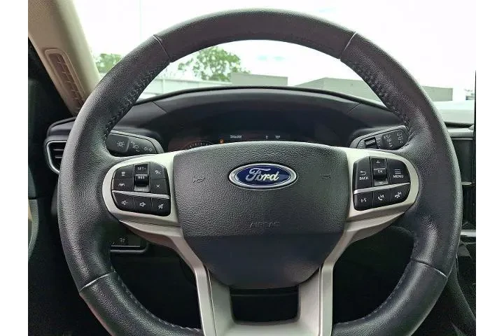 $37812 : Ford Explorer 2023 AWD Limit image 9