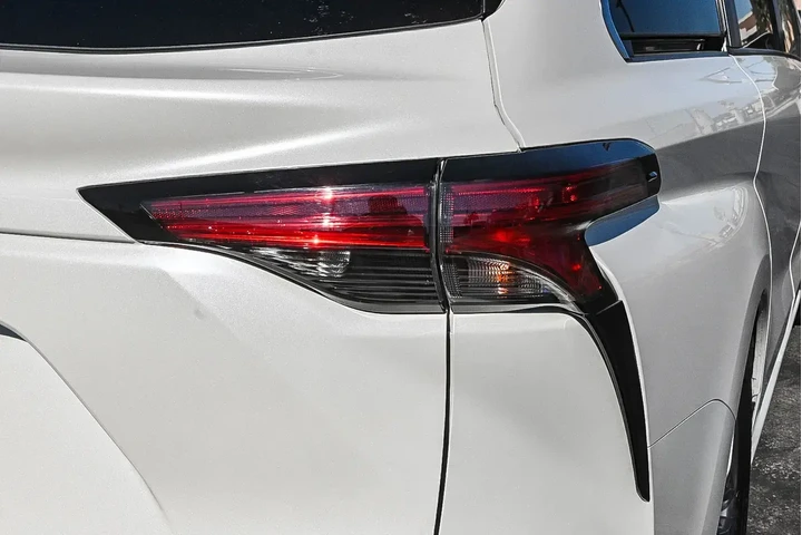 Toyota Sienna 2021 XLE 7-Pas image 9