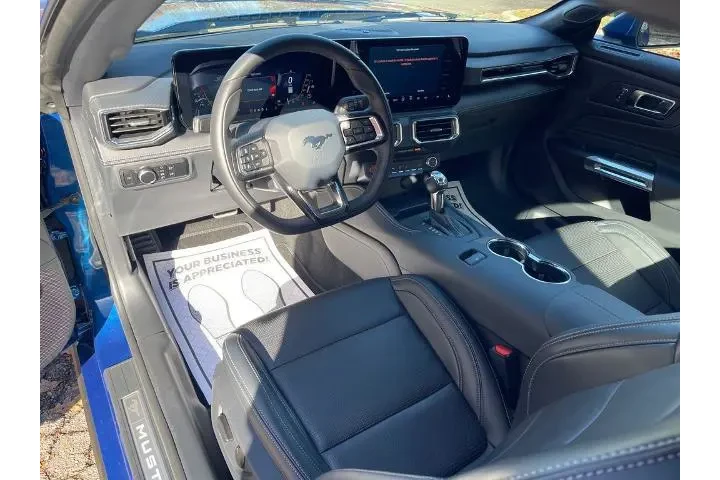 $34000 : Ford Mustang 2024 EcoBoost P image 6