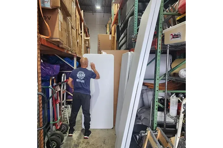 Quintero Delivery and Moving image 5