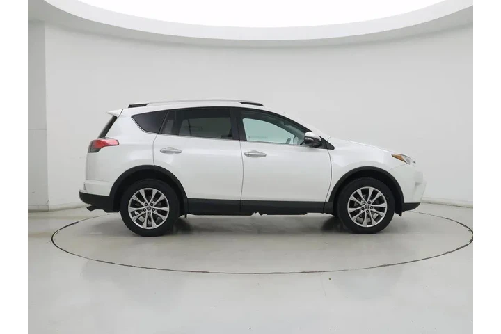 $23998 : Toyota RAV4 2016 AWD Limited image 7