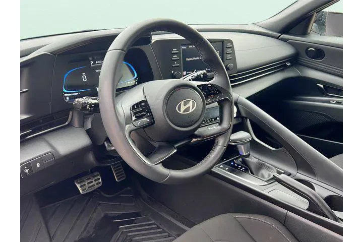 $22865 : Hyundai ELANTRA 2025 SEL Spo image 9