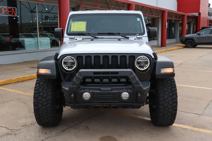$33988 : 2022 Wrangler Unlimited Willy image 3