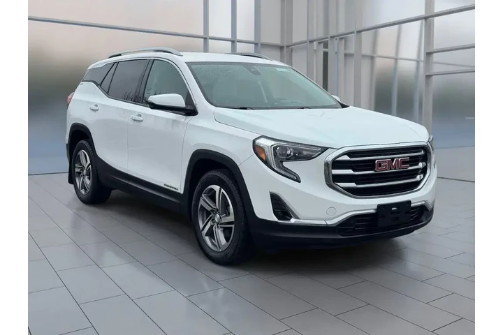 $16525 : GMC Terrain 2021 4x4 SLT 4dr image 2