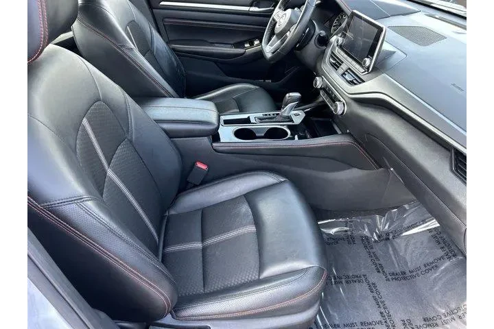 $18288 : Nissan Altima 2023 2.5 SR 4d image 9