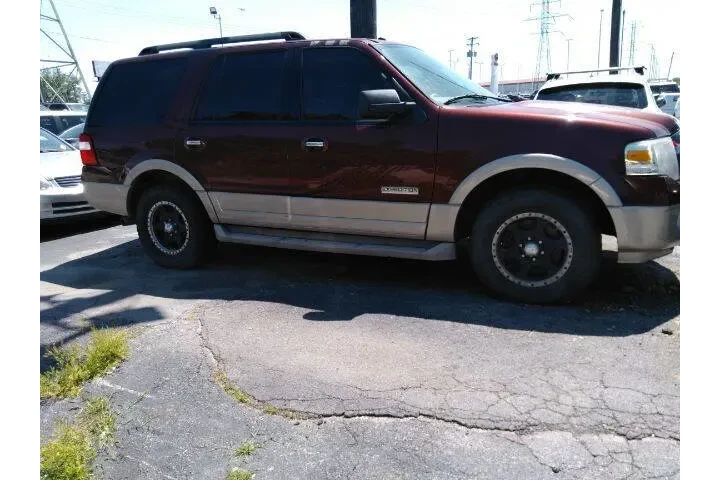 $2100 : 2007 Expedition Eddie Bauer image 3