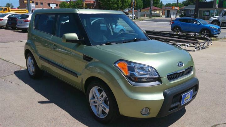 $8999 : 2011 Soul + image 6