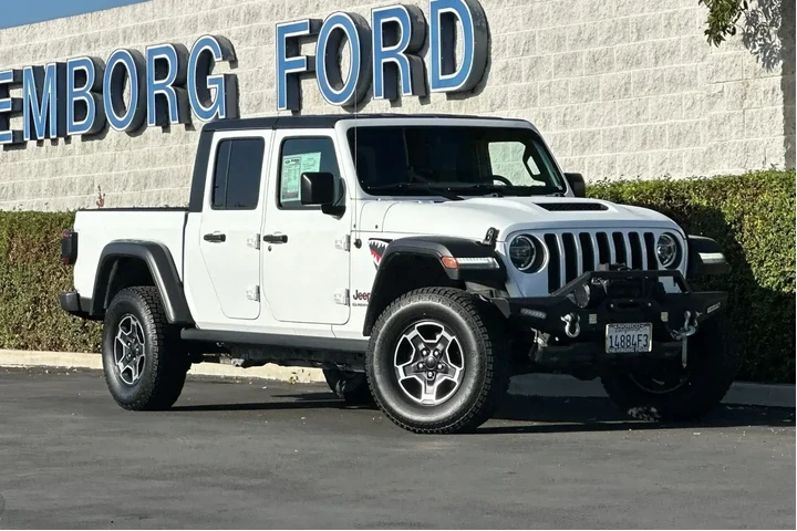 $31989 : Jeep Gladiator 2021 4x4 Moja image 2