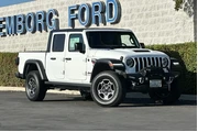 $31989 : Jeep Gladiator 2021 4x4 Moja thumbnail