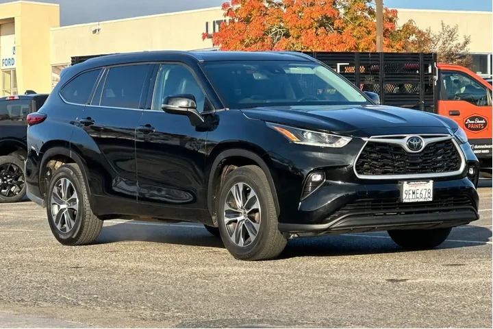 $24604 : Toyota Highlander 2021 XLE 4 image 9