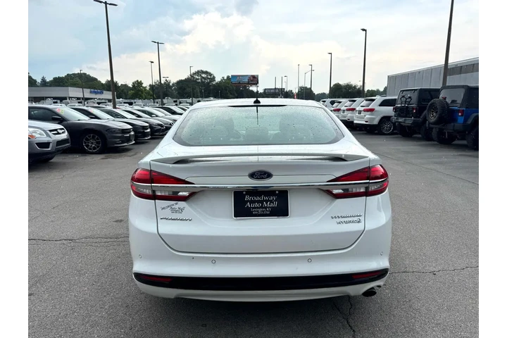 $9980 : 2018 Fusion Hybrid Titanium F image 3