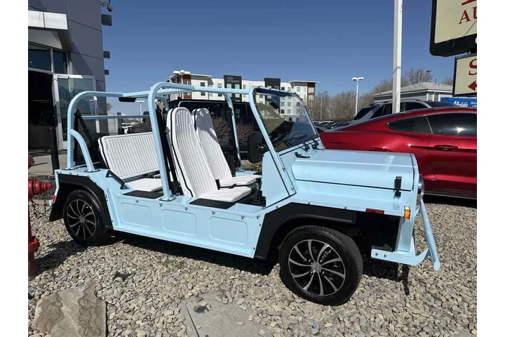 $28965 : 2023 e Base image 6