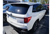 $27590 : Honda Passport 2023 AWD EX-L thumbnail