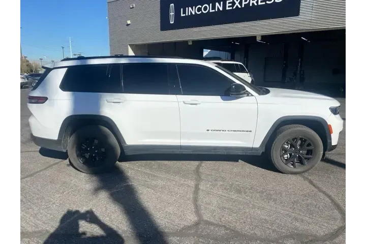 $29098 : Jeep Grand Cherokee L 2024 4 image 4