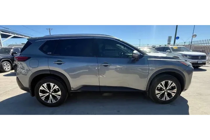 $14900 : 2021 Rogue SV image 2