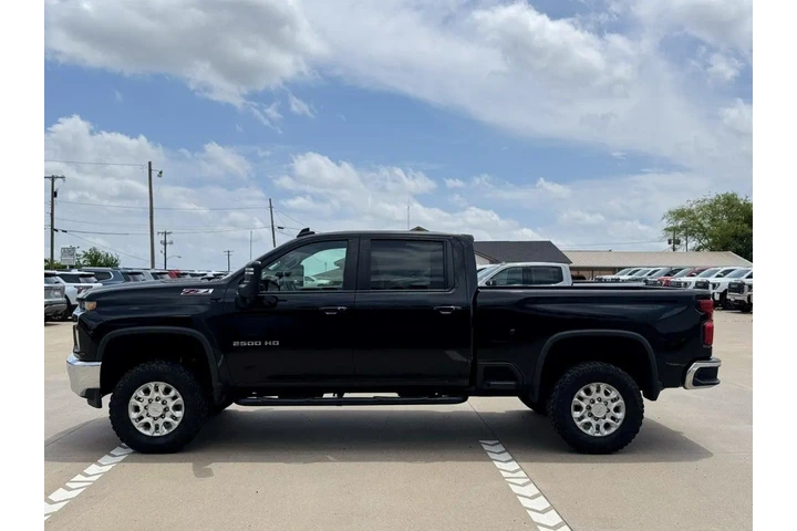 $38319 : Chevrolet Silverado 2500HD 2 image 3