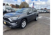 $18599 : 2019 RAV4 XLE thumbnail