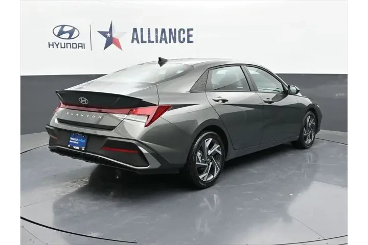 $19588 : Hyundai ELANTRA 2025 SEL Spo image 7
