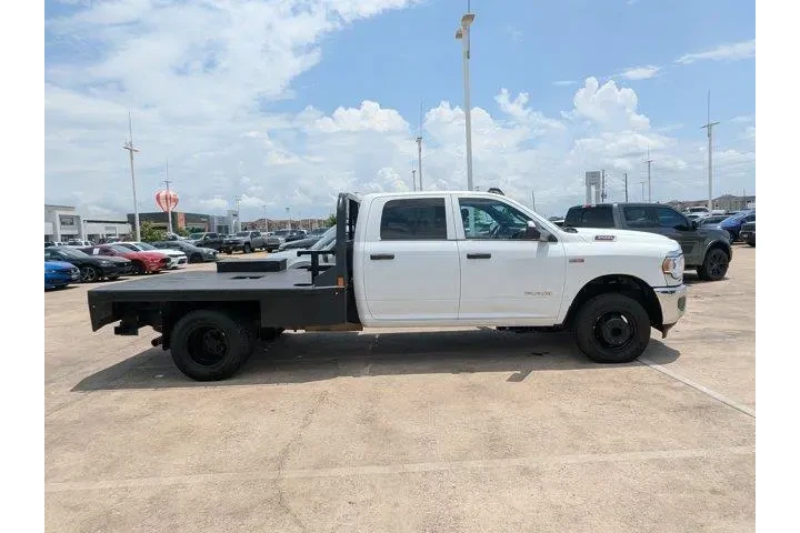 $39495 : Ram 3500 2022 4x4 Tradesman image 2