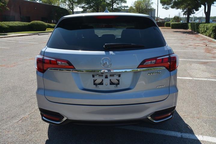 2016 RDX w/Tech image 8