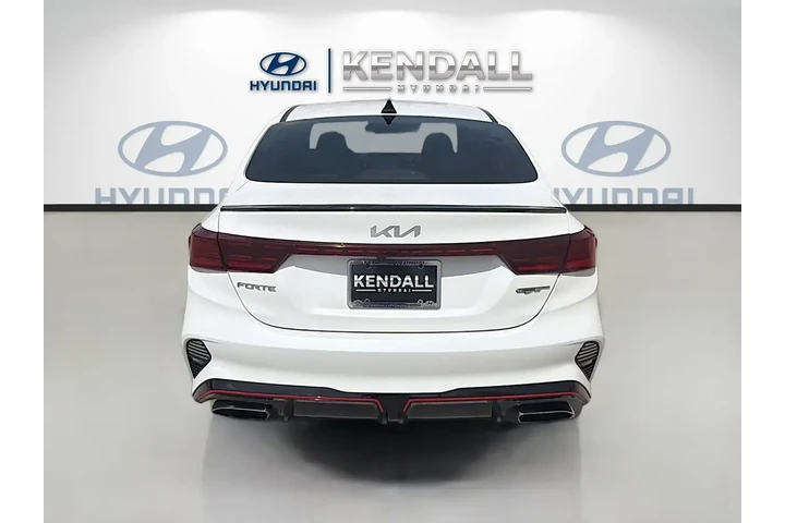 $17182 : Kia Forte 2023 GT 4dr Sedan image 5