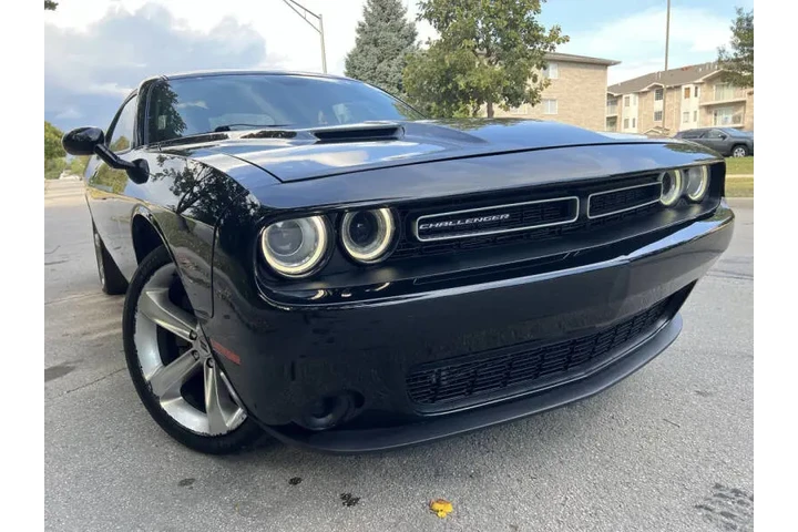 $14995 : 2018 Challenger SXT image 8