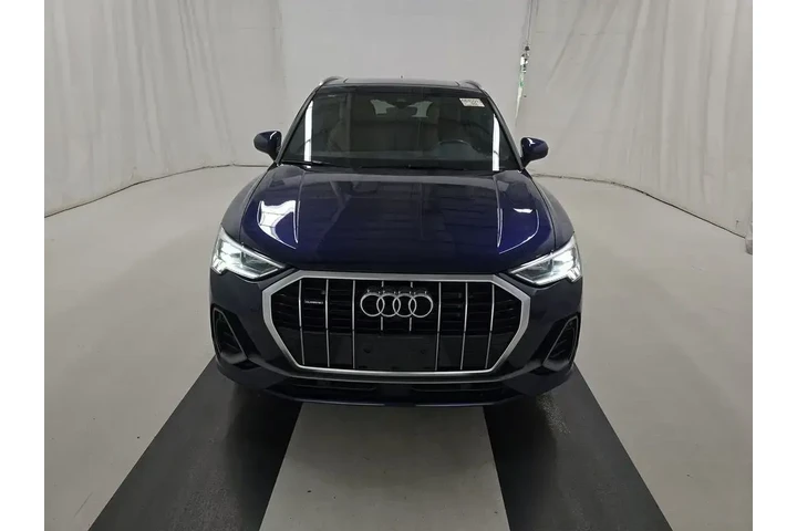 $28493 : Audi Q3 2023 AWD quattro S l image 2