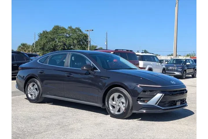 $29335 : Hyundai SONATA 2026 SE 4dr S image 1