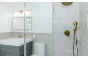 $2400 : Nice 3Bedroom House thumbnail