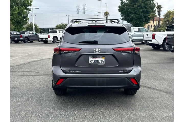 $24570 : Toyota Highlander 2020 AWD X image 4