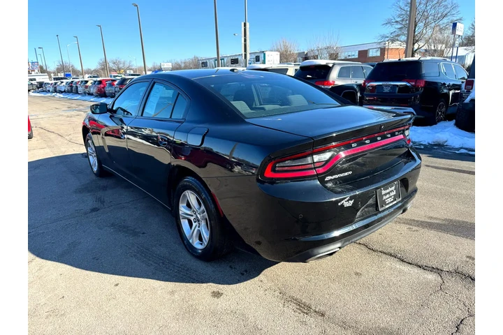 $14980 : 2020 Charger SXT RWD image 4