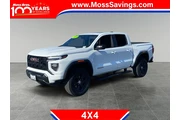GMC Canyon 2023 4x4 Elevatio en Riverside