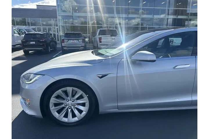 $24521 : Tesla Model S 2017 AWD 60D 4 image 9