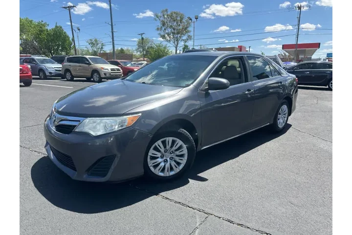 2012 Camry Hybrid LE image 3