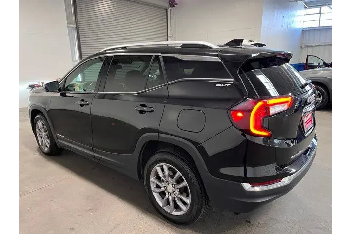 $22963 : GMC Terrain 2024 AWD SLT 4dr image 5